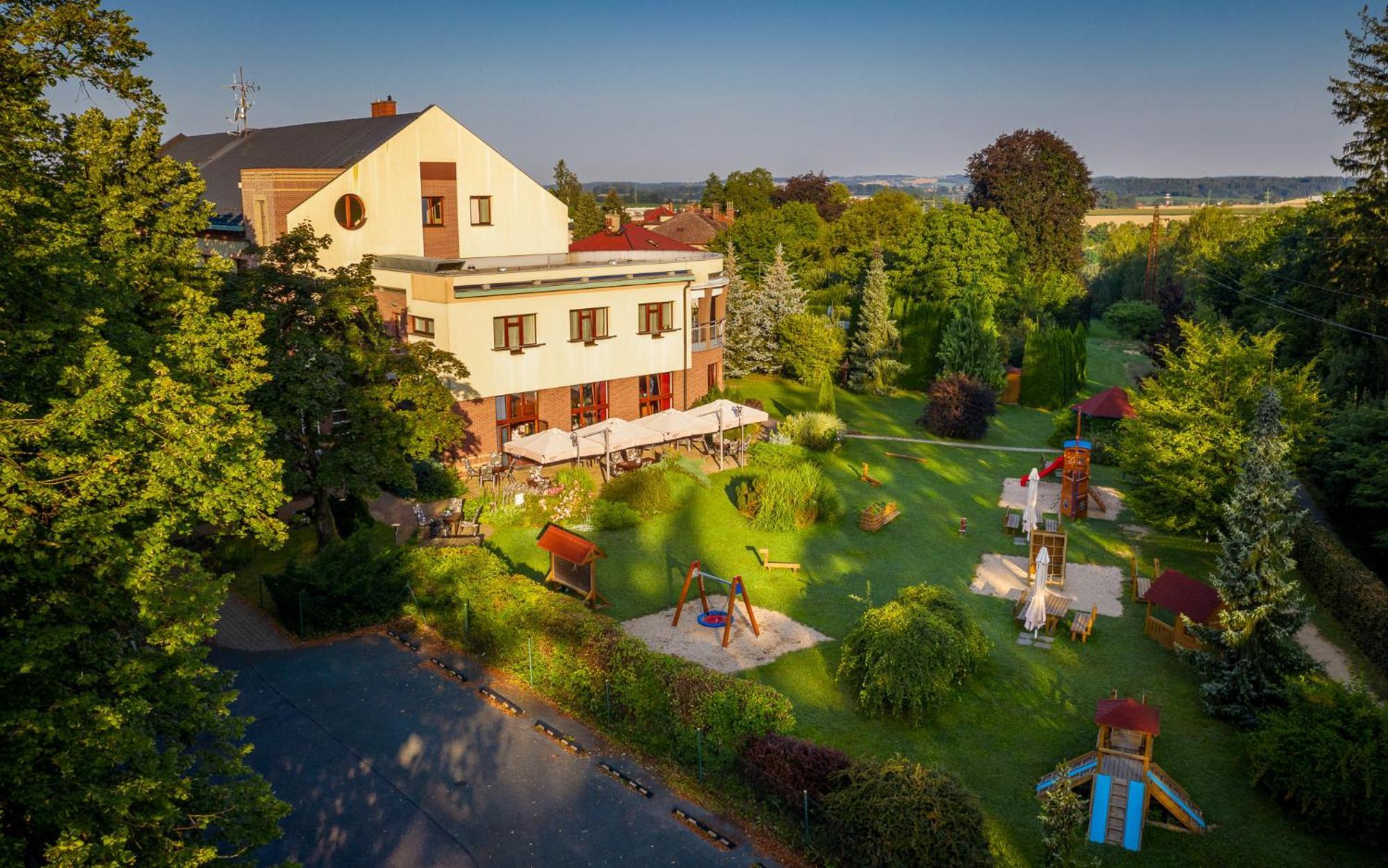 April hotel Panorama Rychnov nad Kneznou Exterior foto