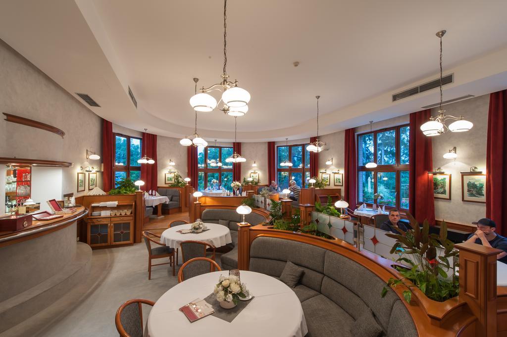 April hotel Panorama Rychnov nad Kneznou Exterior foto